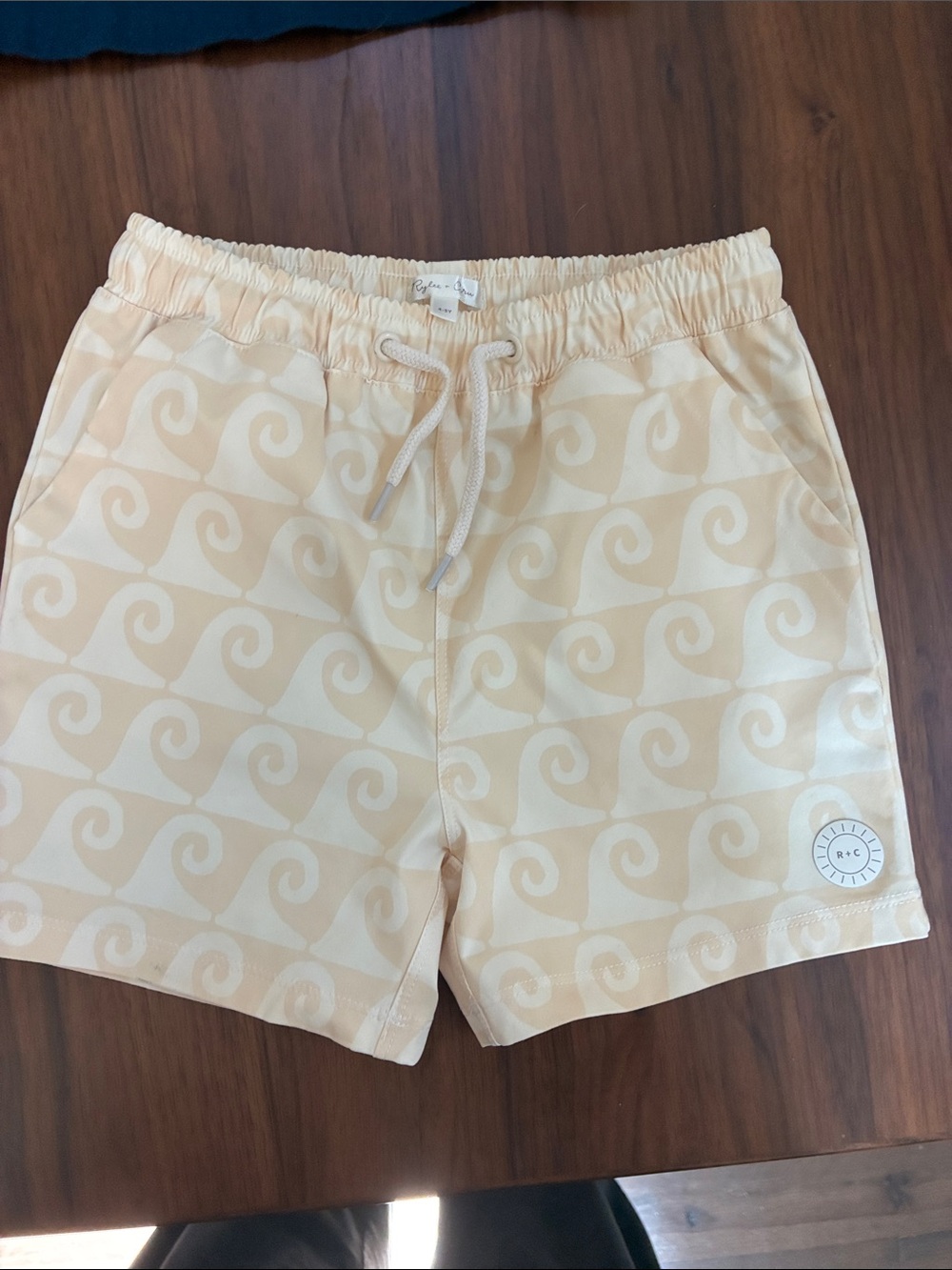 Rylee + Cru Peach Swirl Kids Swim Trunks. 4-5 yrs  EUC